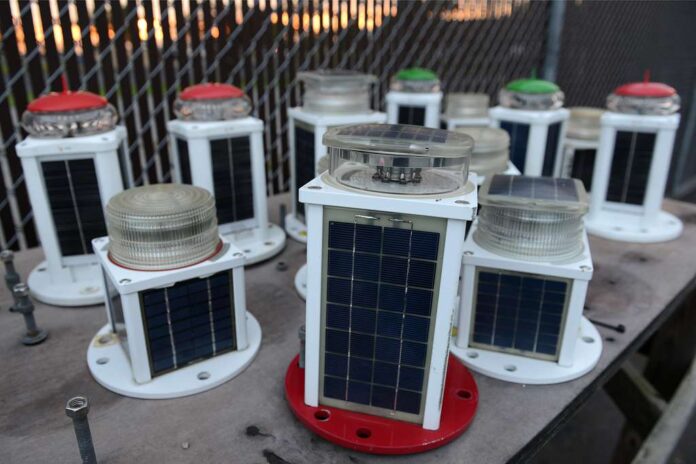 Top Reasons to Choose Solar Deck Lights for Sustainable Outdoor Lighting Solutions Benefits of Solar Deck Lights Solar Deck Lights